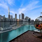 Luxury Apt Infinity Pool With Burj View